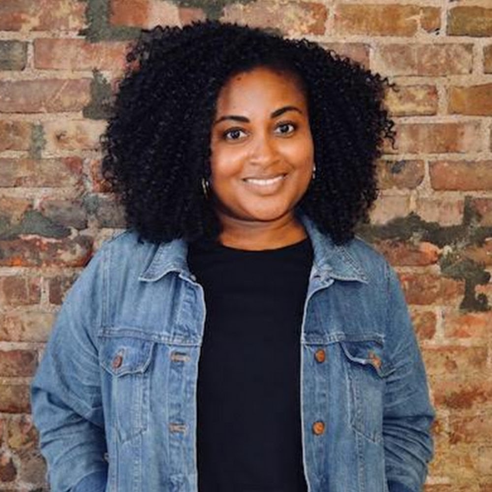 Meet your Posher, Leshia